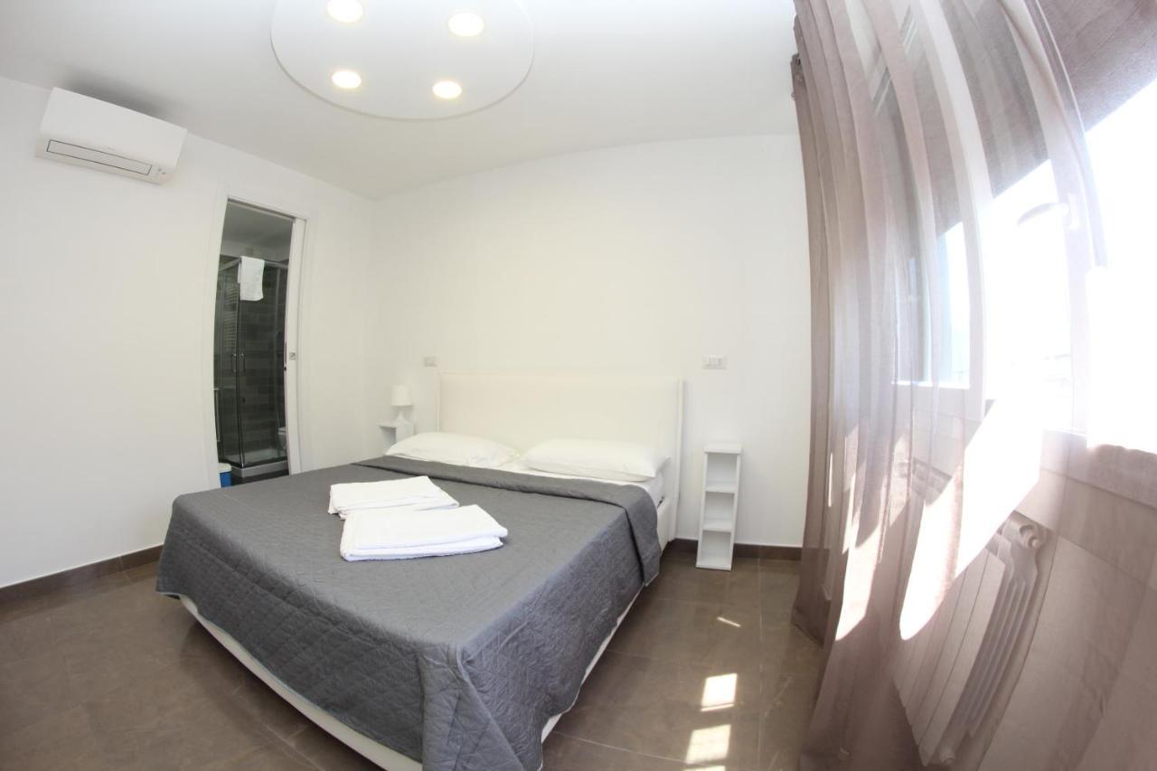 Mondo Suites Apartments Nápoly Kültér fotó